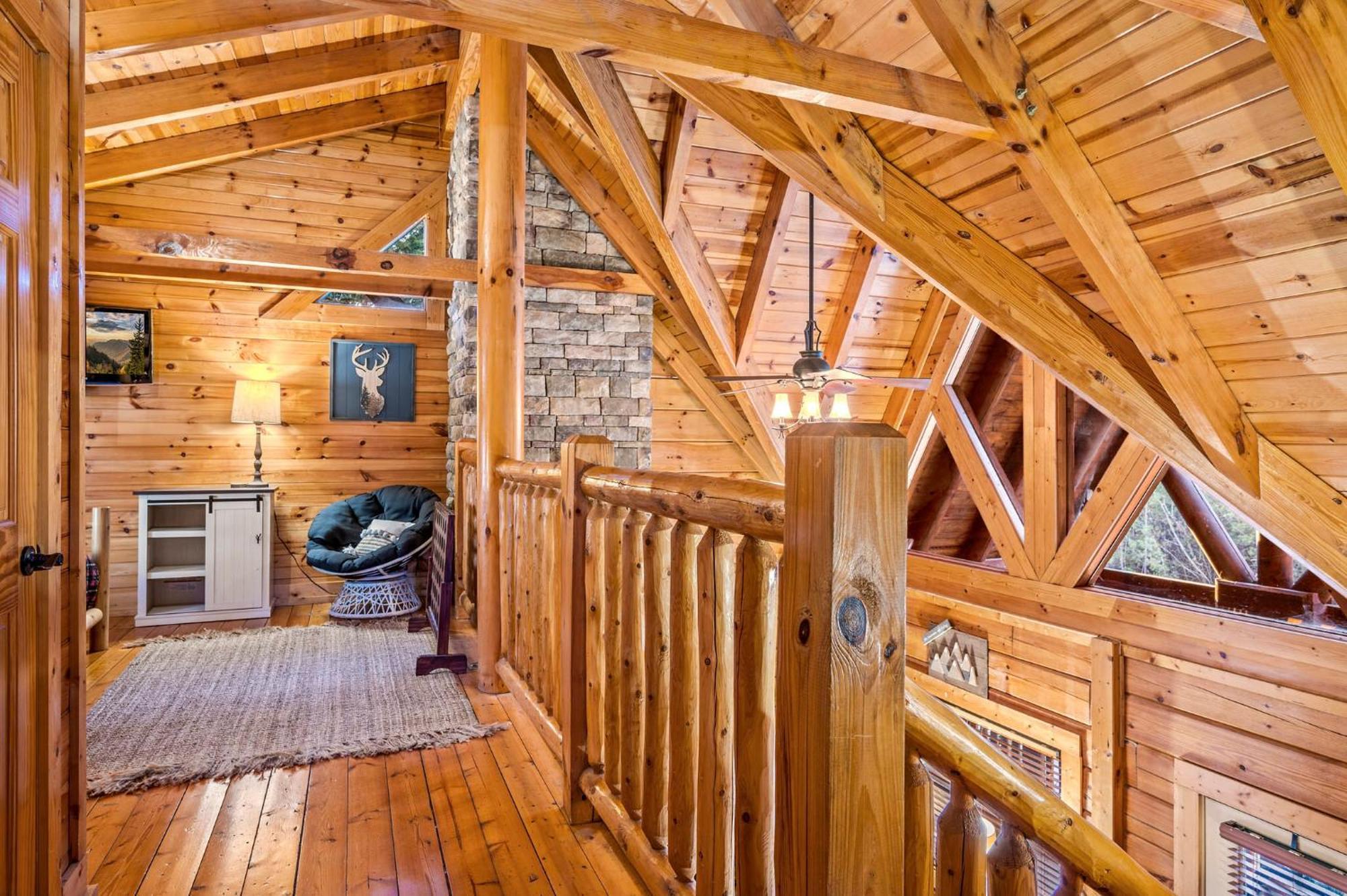 Mountain Laurel Holiday Home Gatlinburg Eksteriør bilde