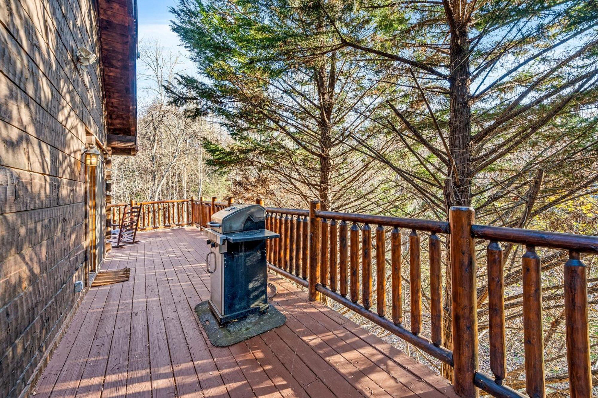 Mountain Laurel Holiday Home Gatlinburg Eksteriør bilde