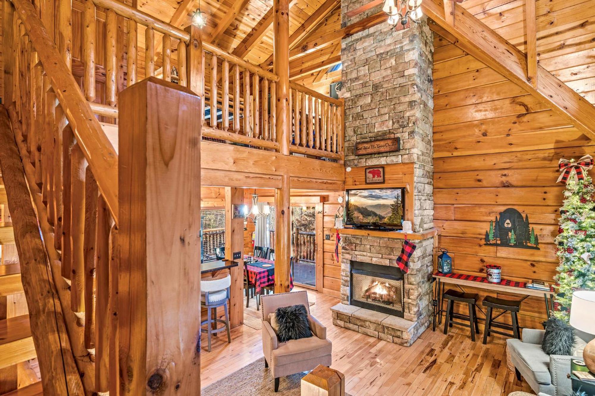 Mountain Laurel Holiday Home Gatlinburg Eksteriør bilde